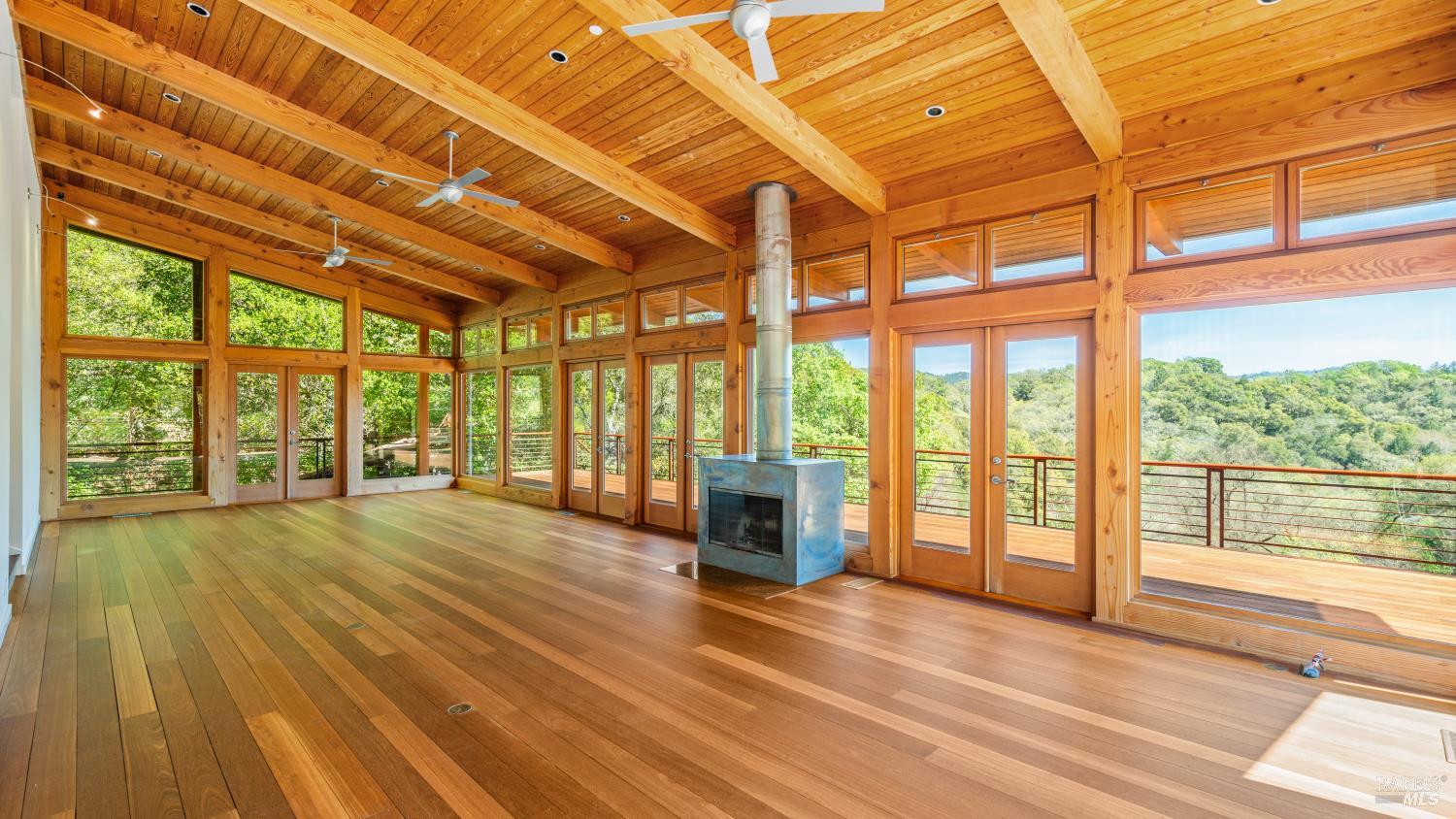812 Leslie Creek Lane Santa Rosa CA 95404