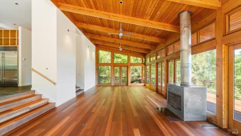 812 Leslie Creek Lane Santa Rosa CA 95404