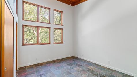 812 Leslie Creek Lane Santa Rosa CA 95404