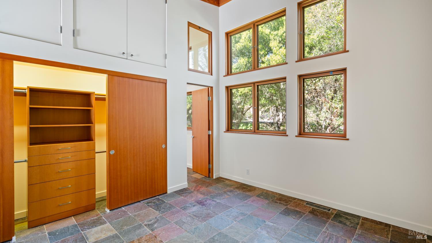 812 Leslie Creek Lane Santa Rosa CA 95404