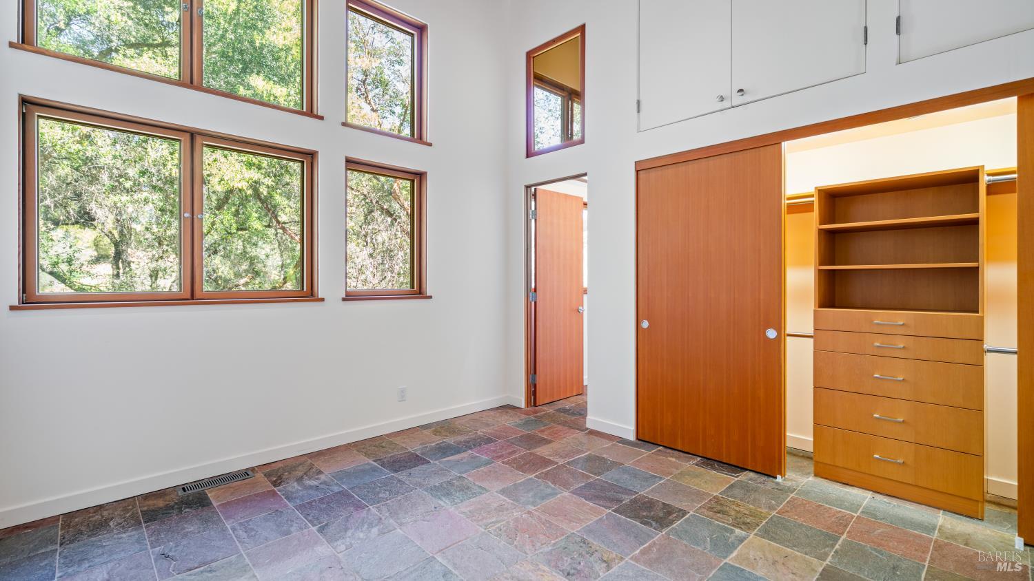 812 Leslie Creek Lane Santa Rosa CA 95404