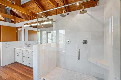 812 Leslie Creek Lane Santa Rosa CA 95404