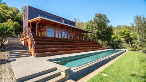812 Leslie Creek Lane Santa Rosa CA 95404