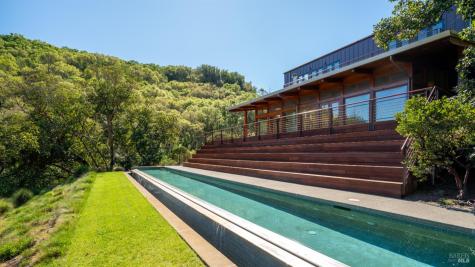 812 Leslie Creek Lane Santa Rosa CA 95404