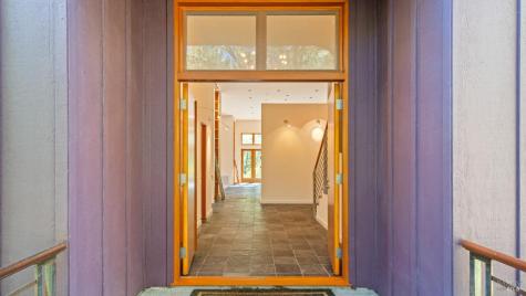 812 Leslie Creek Lane Santa Rosa CA 95404