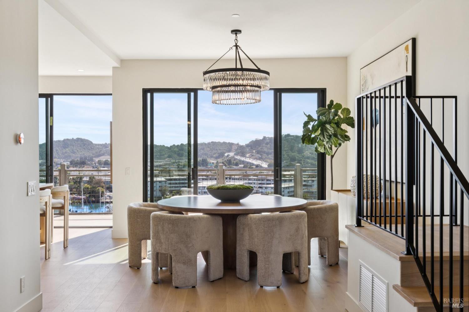 66 Marina Court Drive San Rafael CA 94901