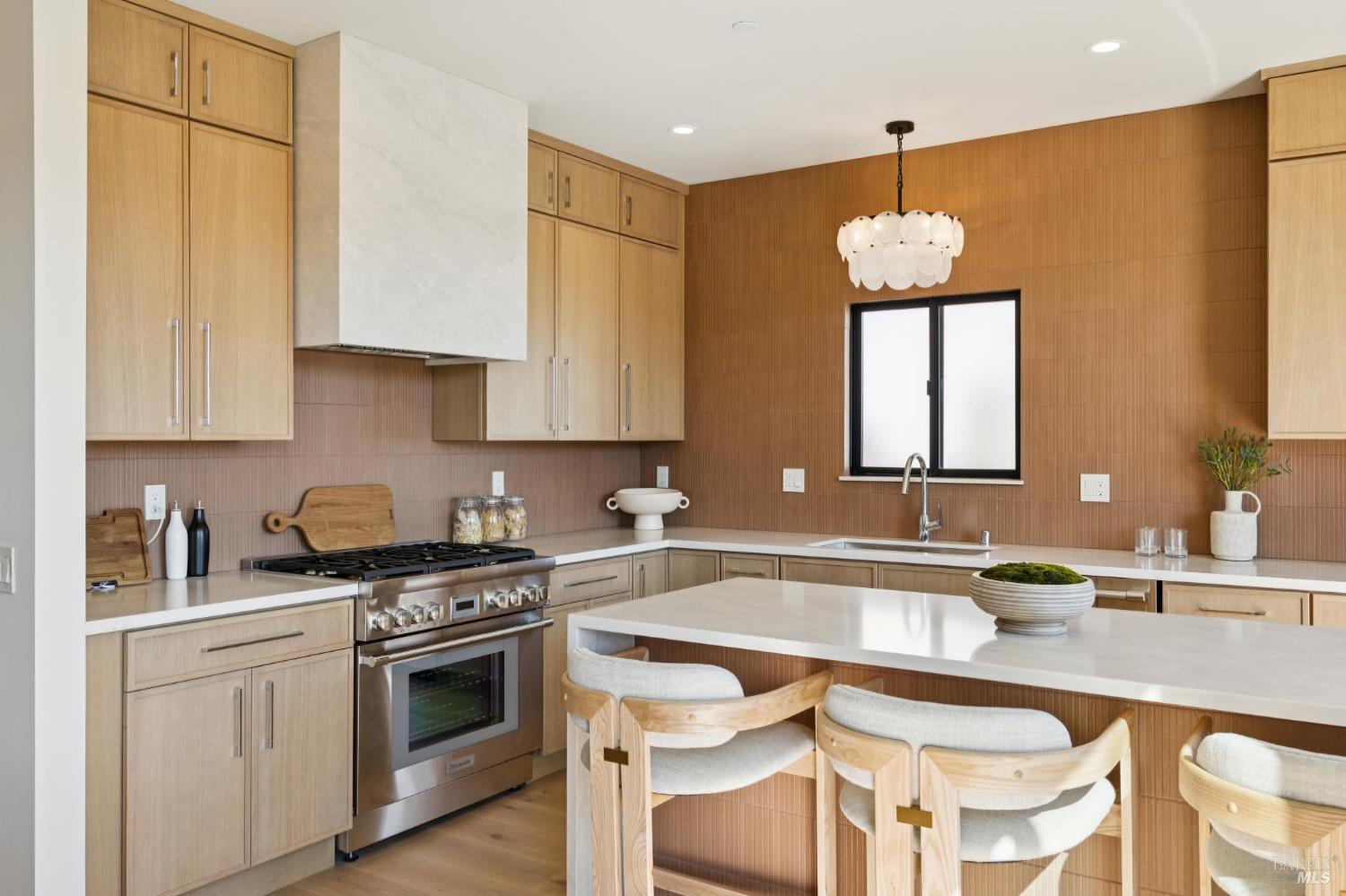 66 Marina Court Drive San Rafael CA 94901