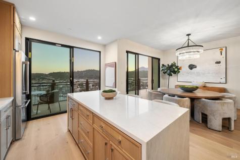 66 Marina Court Drive San Rafael CA 94901