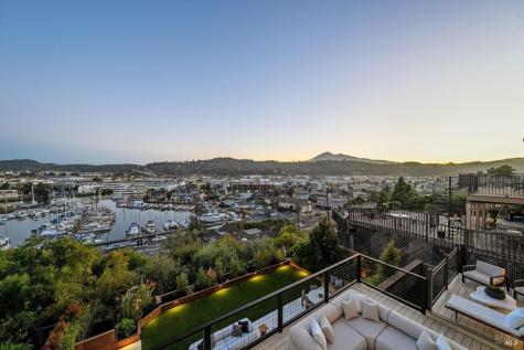 66 Marina Court Drive San Rafael CA 94901