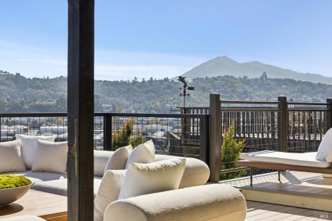 66 Marina Court Drive San Rafael CA 94901