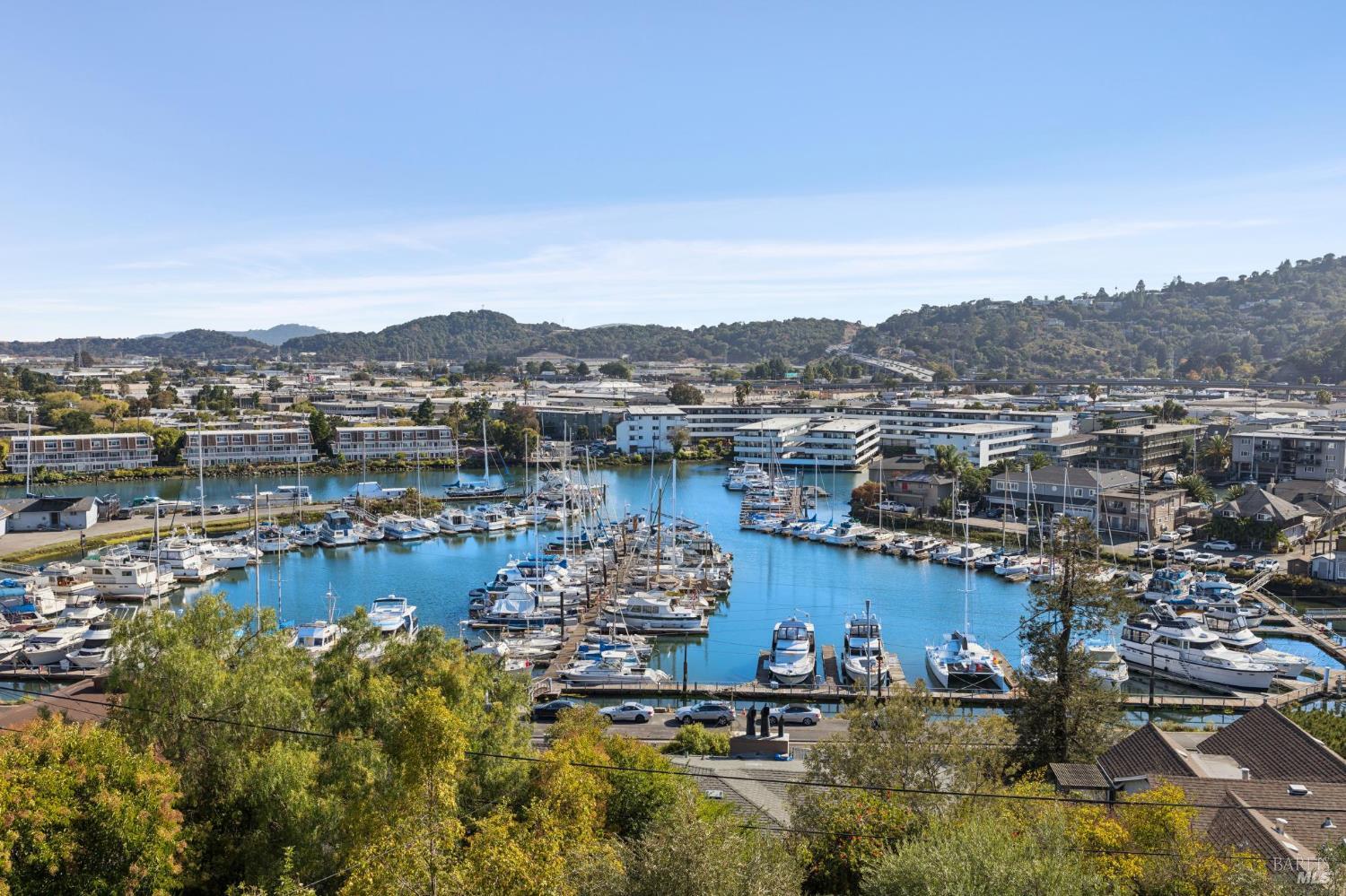 66 Marina Court Drive San Rafael CA 94901