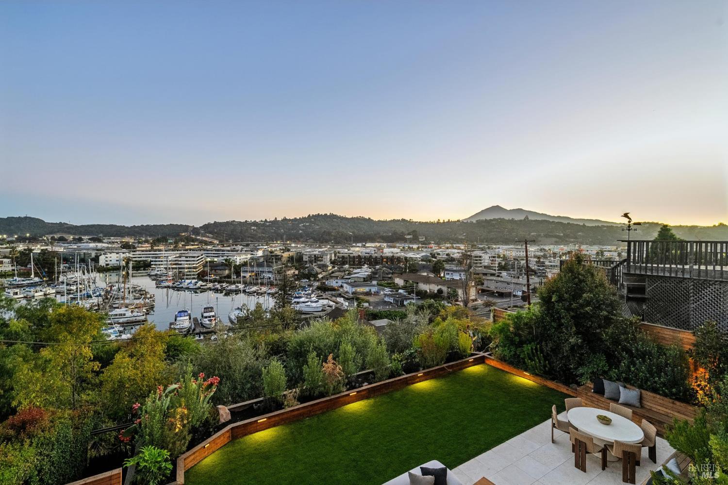 66 Marina Court Drive San Rafael CA 94901