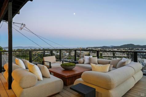 66 Marina Court Drive San Rafael CA 94901
