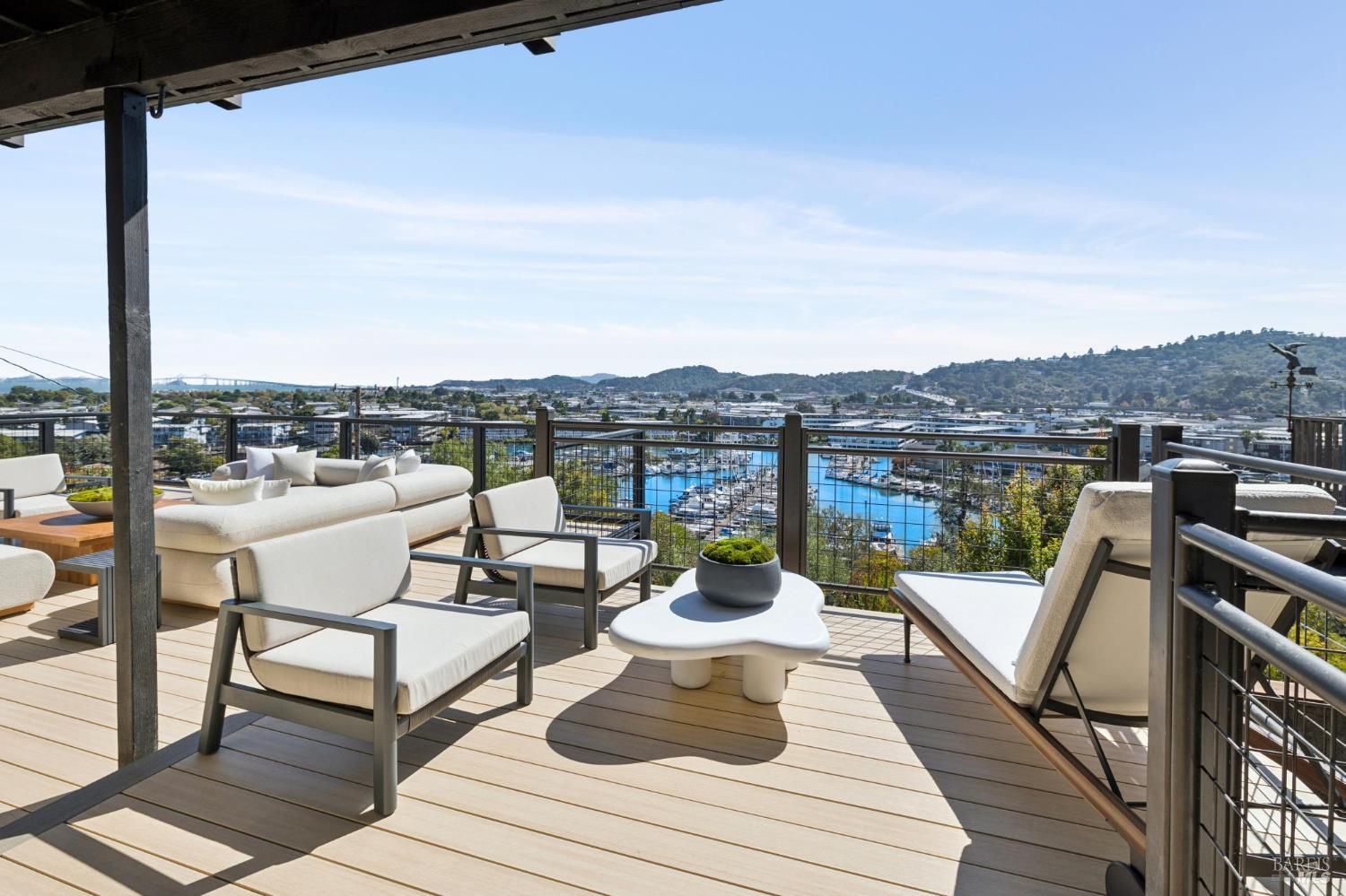 66 Marina Court Drive San Rafael CA 94901
