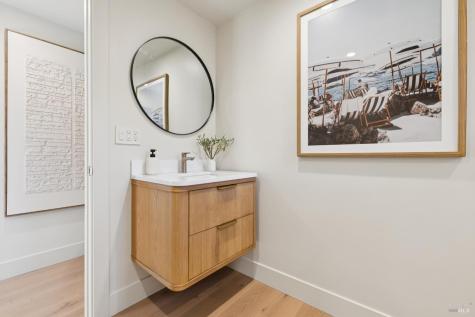 66 Marina Court Drive San Rafael CA 94901
