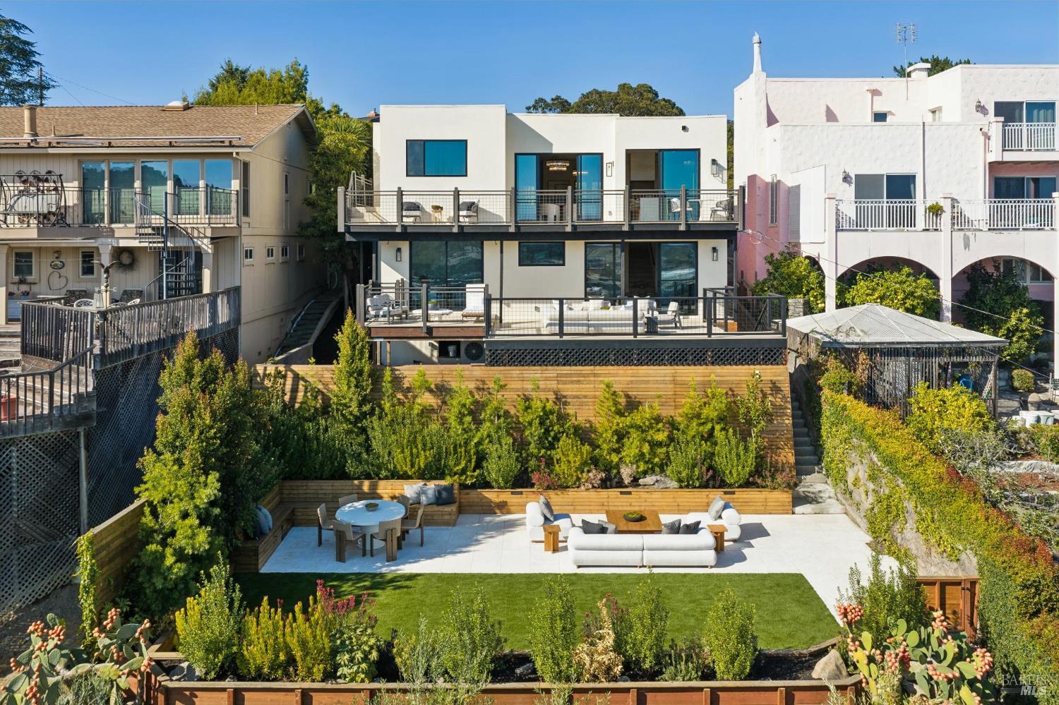 66 Marina Court Drive San Rafael CA 94901