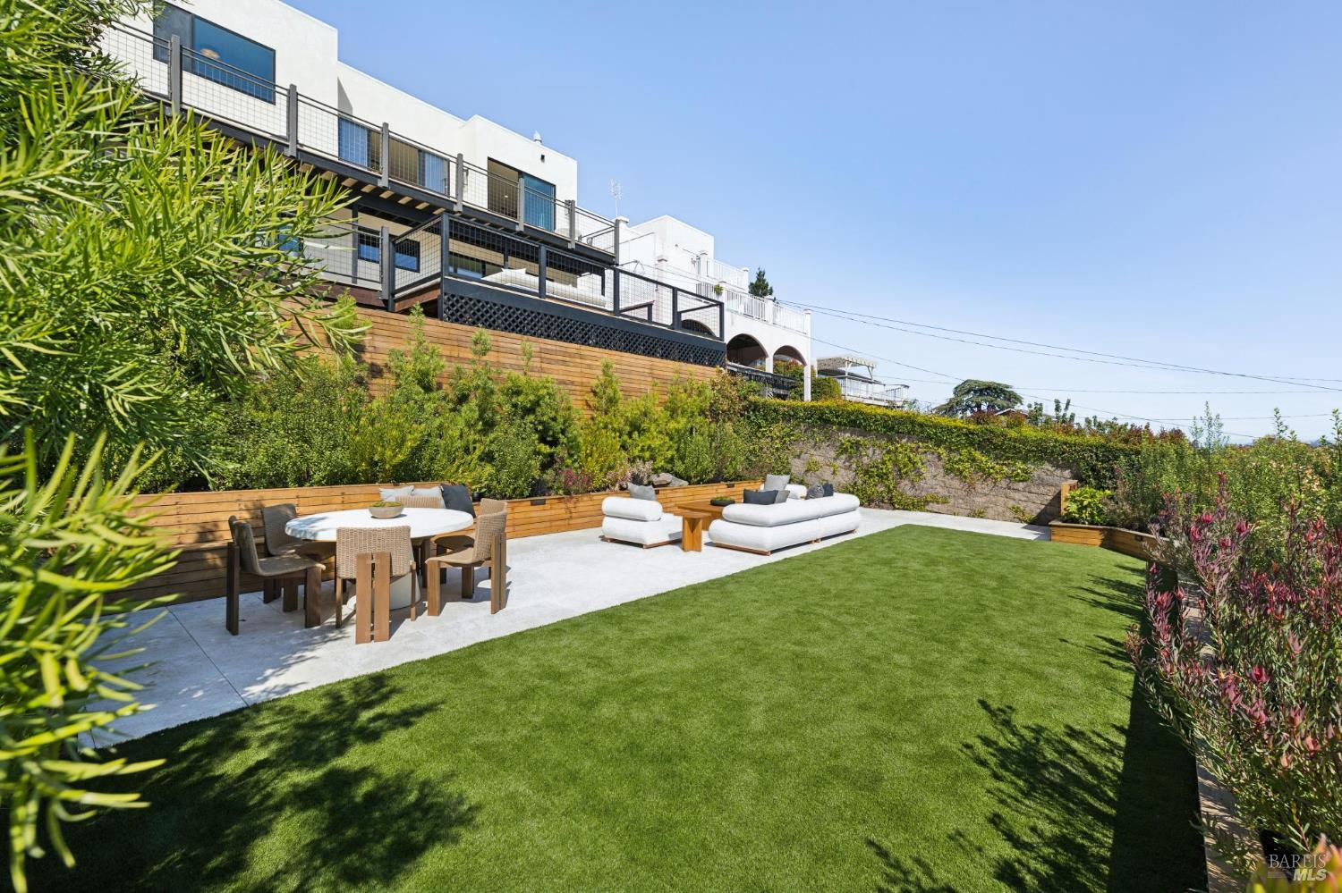 66 Marina Court Drive San Rafael CA 94901