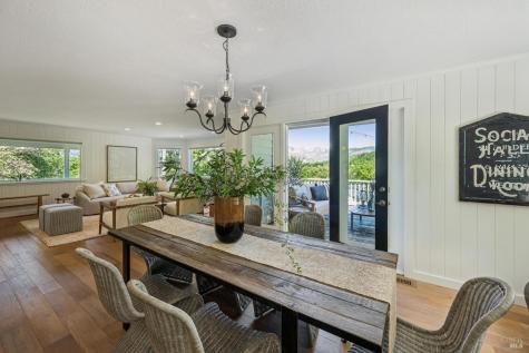 2546 Cresta Road Santa Rosa CA 95404