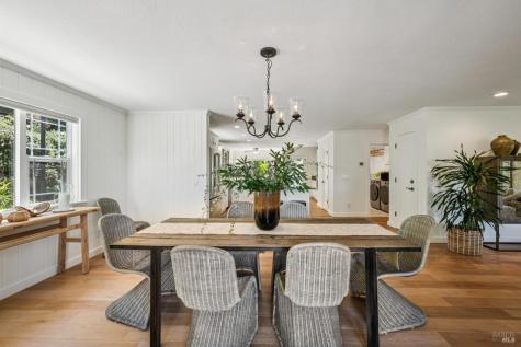 2546 Cresta Road Santa Rosa CA 95404