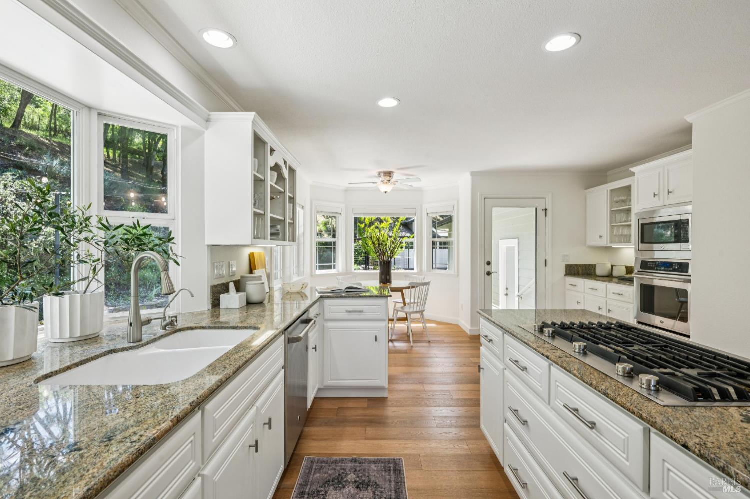 2546 Cresta Road Santa Rosa CA 95404