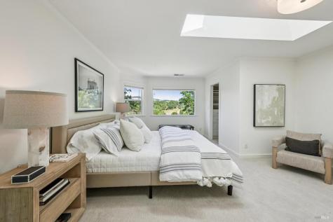 2546 Cresta Road Santa Rosa CA 95404