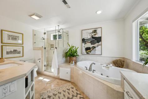 2546 Cresta Road Santa Rosa CA 95404