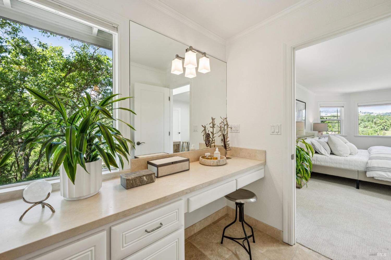 2546 Cresta Road Santa Rosa CA 95404