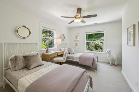 2546 Cresta Road Santa Rosa CA 95404
