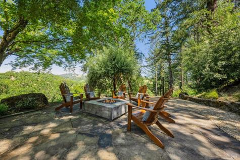 2546 Cresta Road Santa Rosa CA 95404