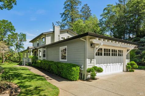 2546 Cresta Road Santa Rosa CA 95404