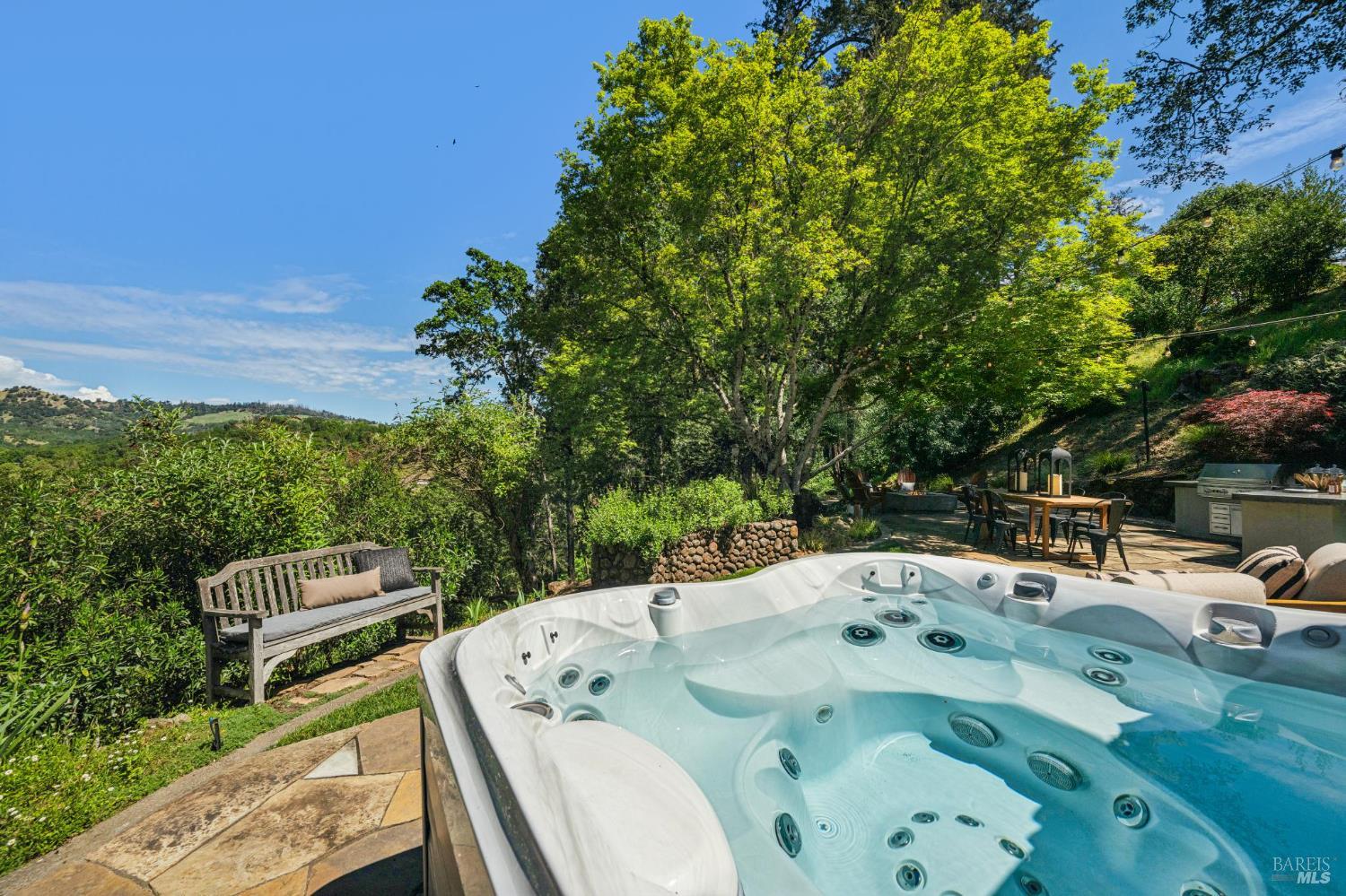2546 Cresta Road Santa Rosa CA 95404