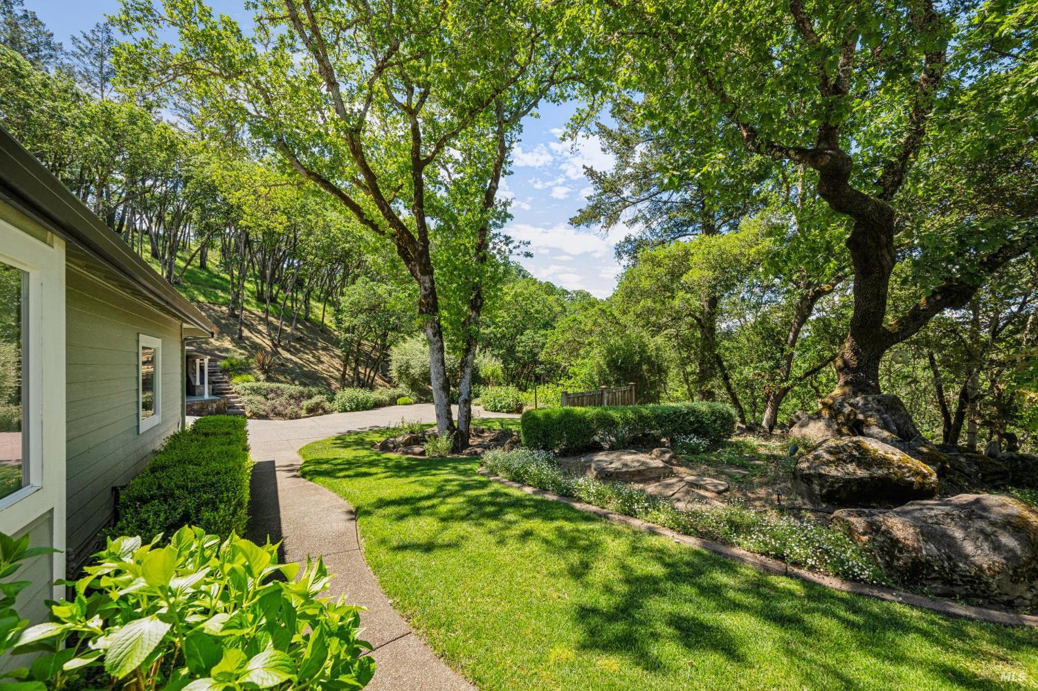2546 Cresta Road Santa Rosa CA 95404