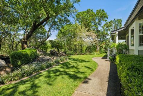 2546 Cresta Road Santa Rosa CA 95404