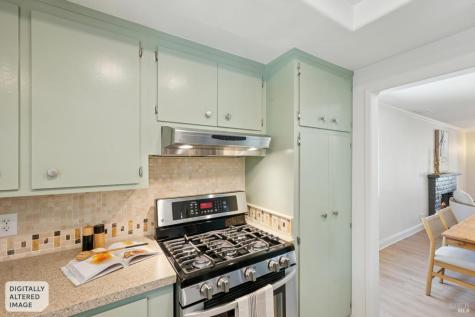 215 Hemlock Drive Healdsburg CA 95448