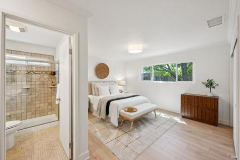 215 Hemlock Drive Healdsburg CA 95448