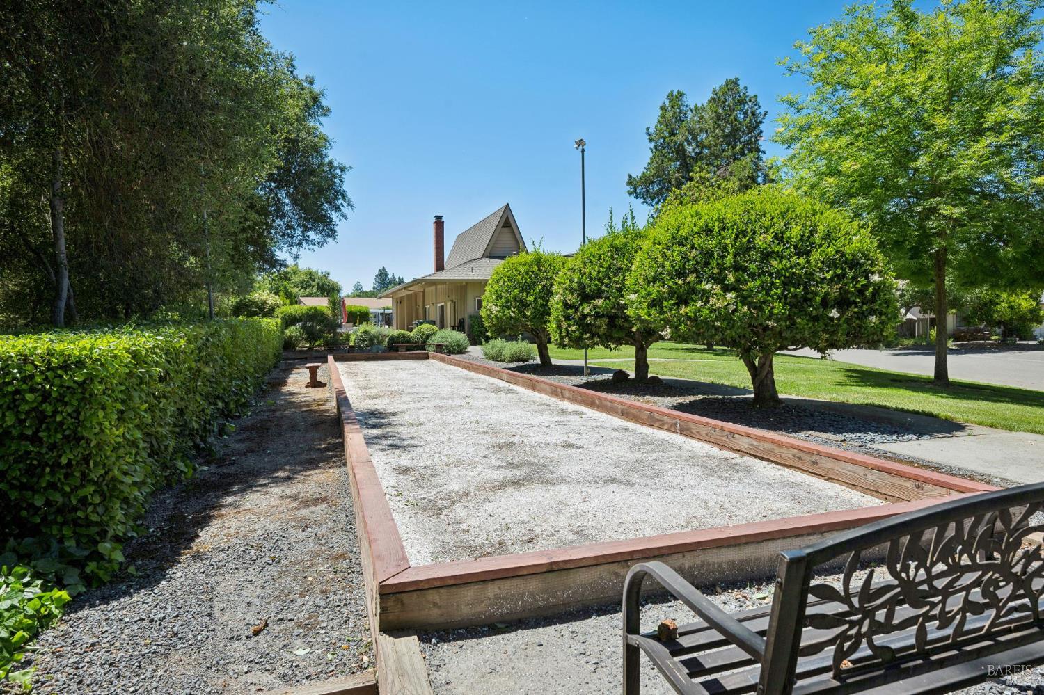 215 Hemlock Drive Healdsburg CA 95448