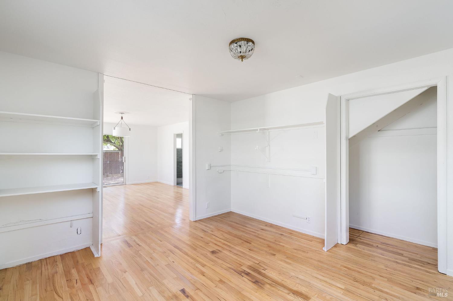 1925 Birch Avenue St. Helena CA 94574