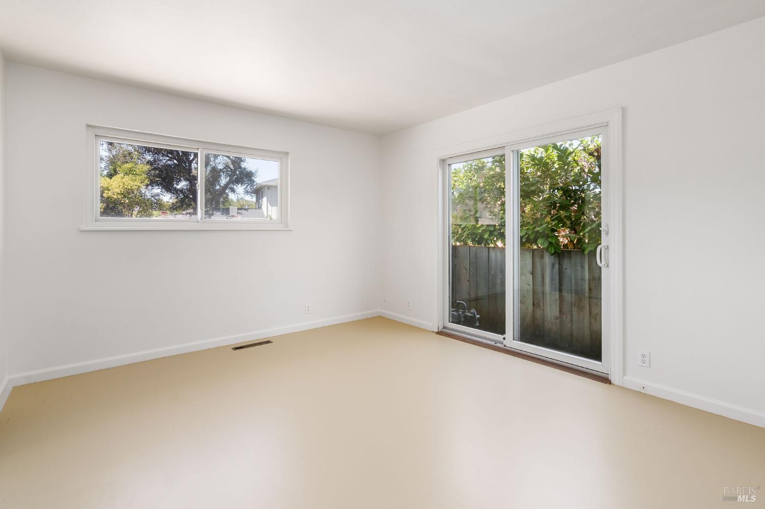 1925 Birch Avenue St. Helena CA 94574