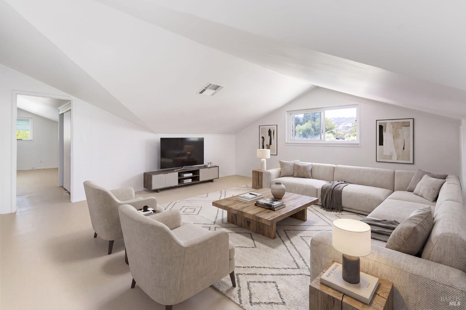 1925 Birch Avenue St. Helena CA 94574