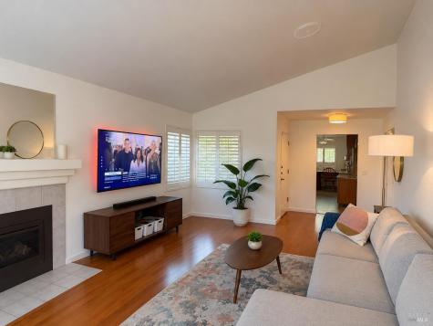 2015 Jackrabbit Court Santa Rosa CA 95403