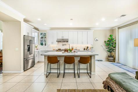 2167 Linwood Avenue Santa Rosa CA 95404