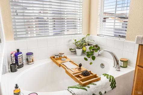 2167 Linwood Avenue Santa Rosa CA 95404