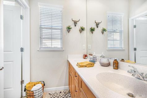 2167 Linwood Avenue Santa Rosa CA 95404