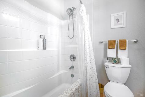 2167 Linwood Avenue Santa Rosa CA 95404