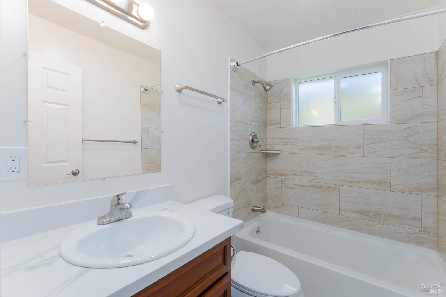 355 North Street Willits CA 95490