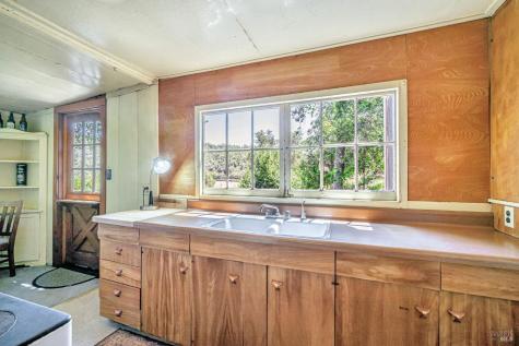 1561 S Fitch Mountain Road Healdsburg CA 95448