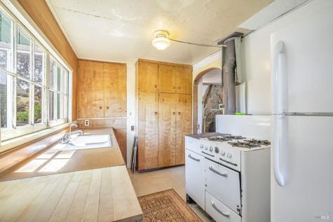 1561 S Fitch Mountain Road Healdsburg CA 95448