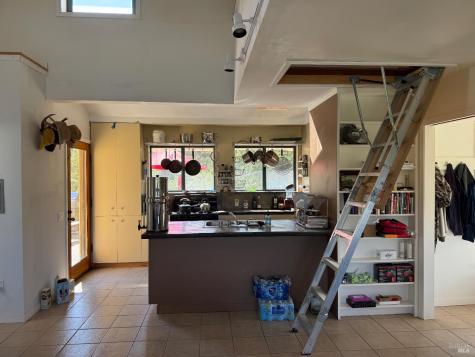 8950-8890 Mill Creek Road Healdsburg CA 95448