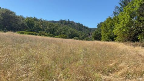 8950-8890 Mill Creek Road Healdsburg CA 95448