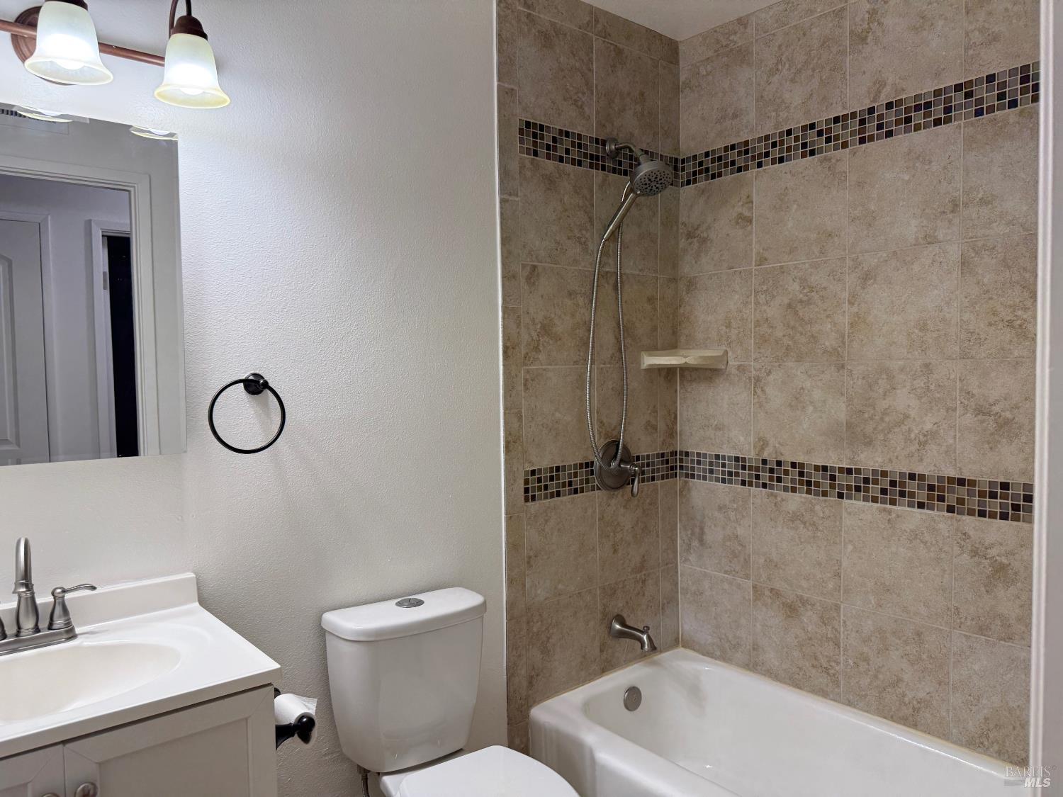 2553 Cactus Avenue Santa Rosa CA 95405
